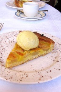 Apple tart in France