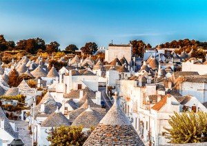 Trulli visited during your cooking vacation in Puglia