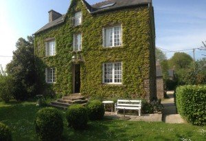B&B exterior on France cooking vacation